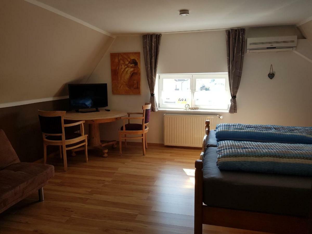 Ferienwohnung "Zum Hexenhaeusle" Weissenburg in Bayern Exterior photo